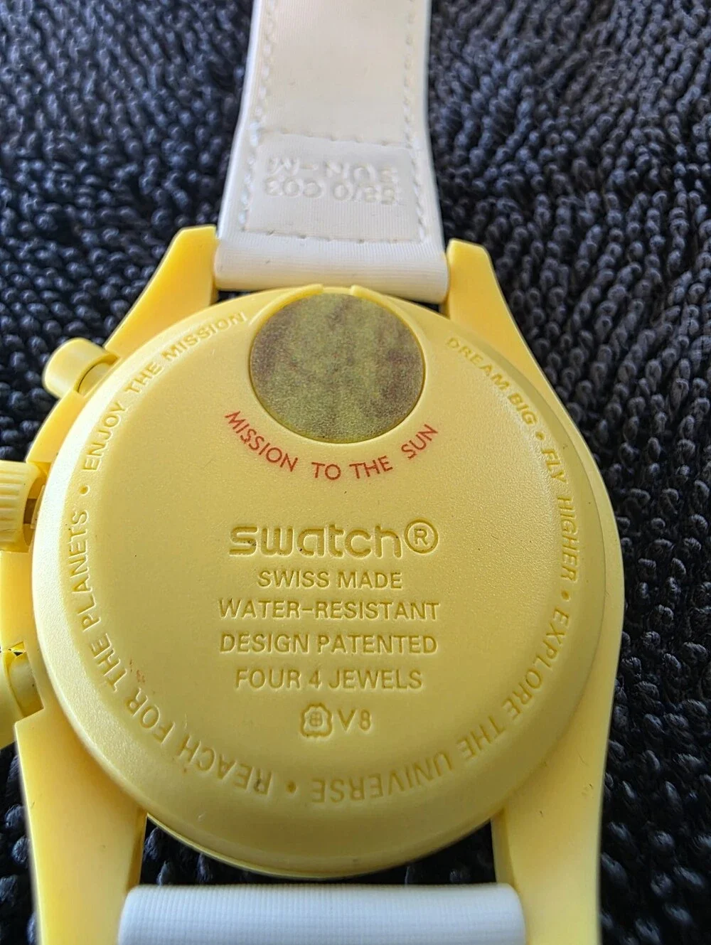 Swatch x Omega Bioceramic MoonSwatch 